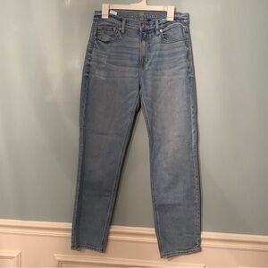 AE Stretch Super High-Waisted Straight Jean/Size 6